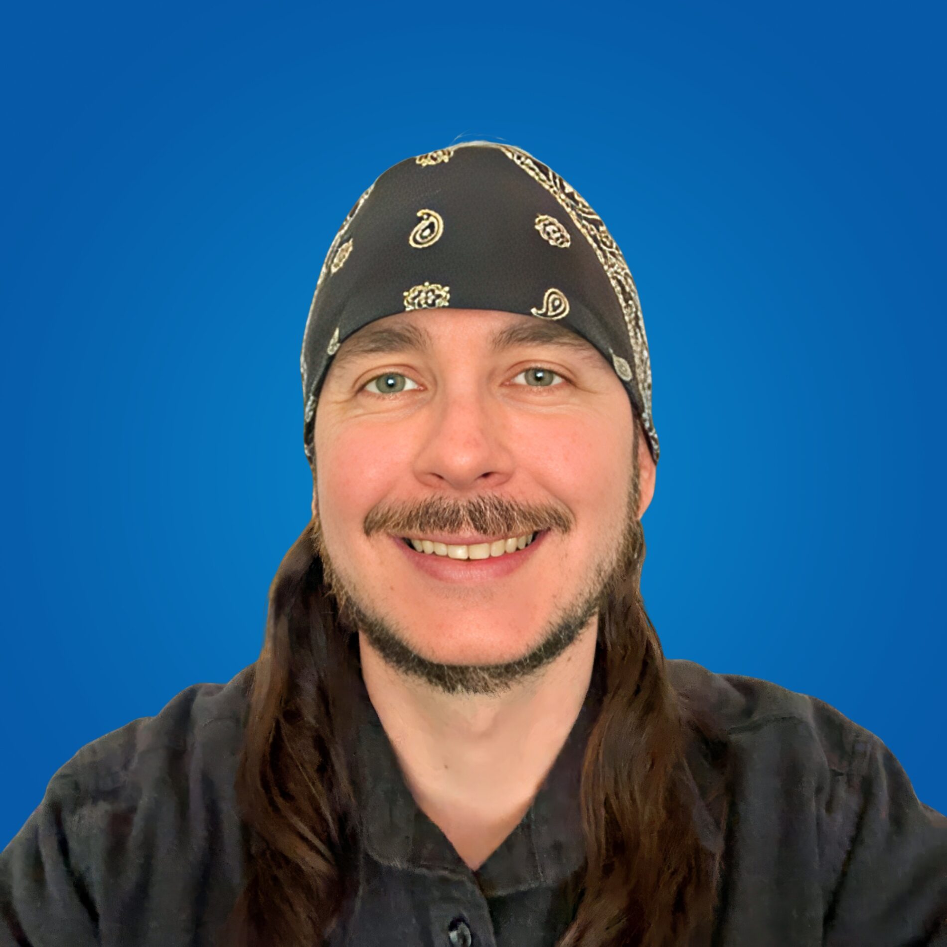Kiefer_Chris_Default_PURE Blue Square_Headshot